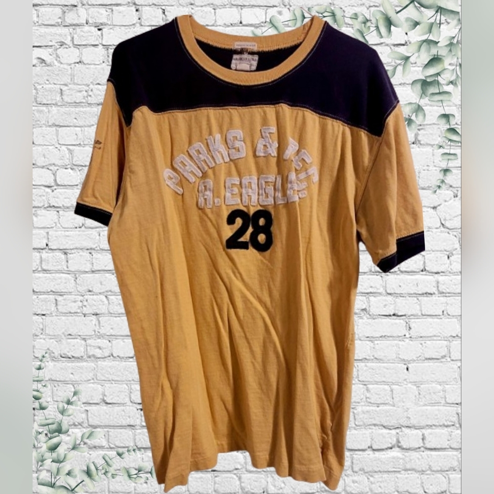 American Eagle shirt- Size Large